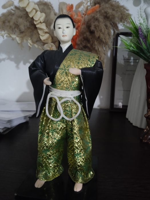 Фигуры японских людей