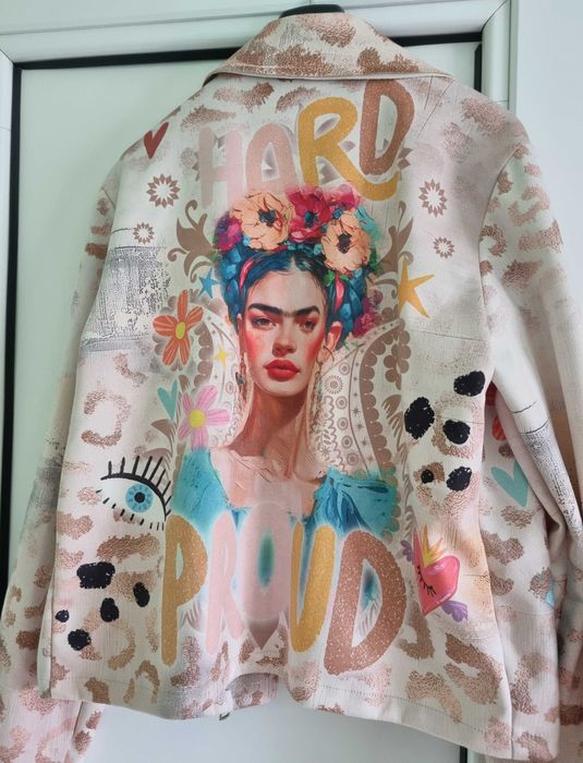 Дамско яке с цип