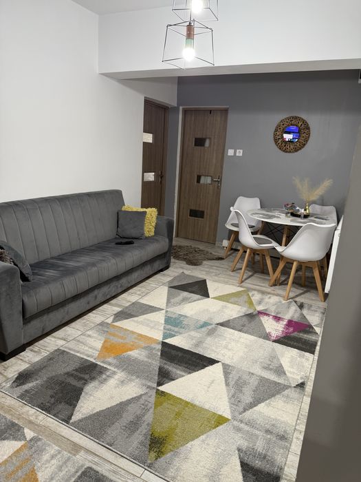 Vand apartament zona centrala