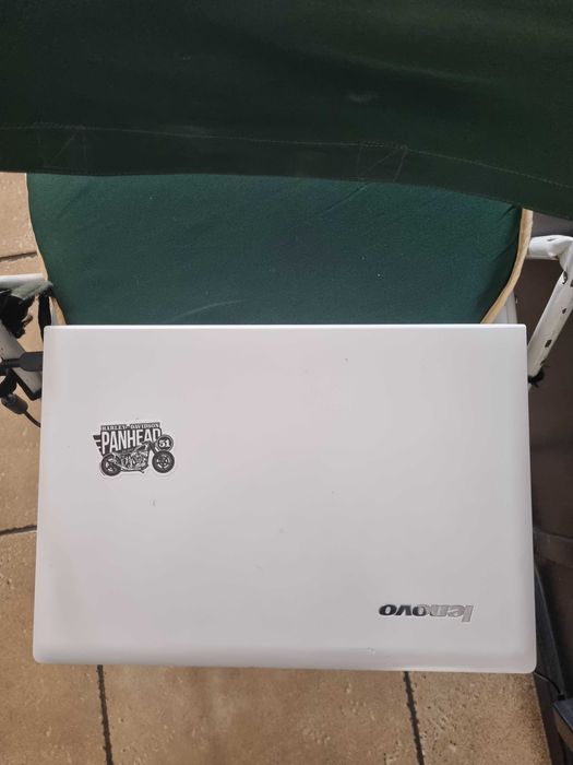Laptop LENOVO Z50