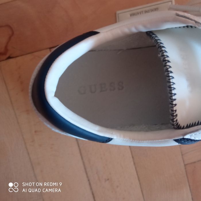 Оригинални обувки Guess естествена кожа