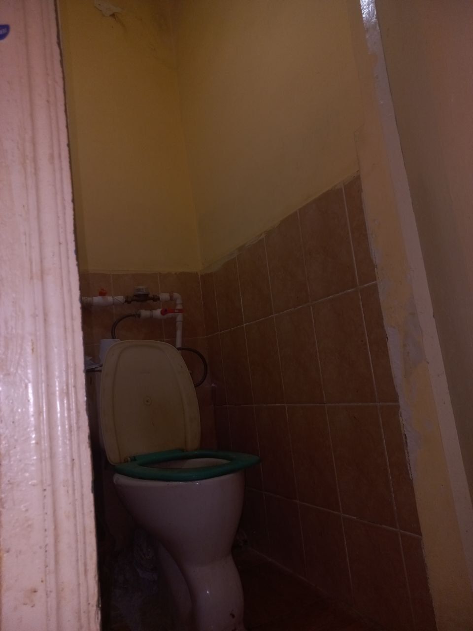Qarshi shahar dom sotiladi