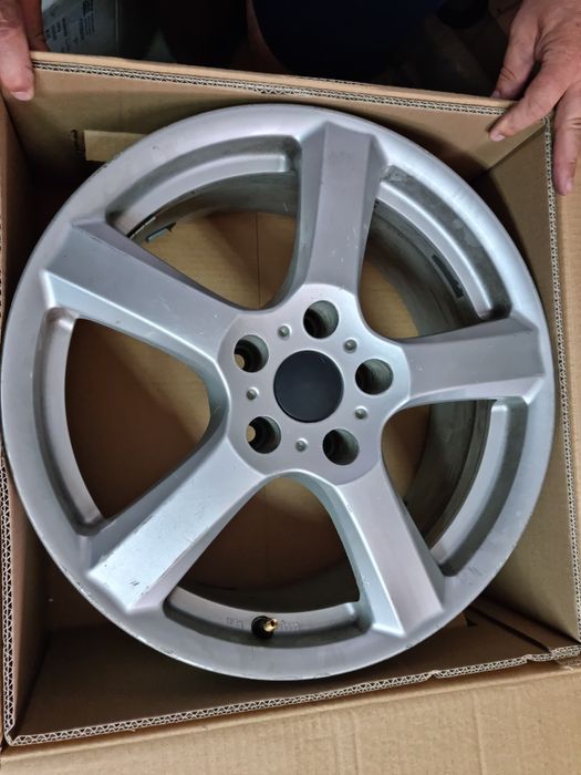 Jante aliaj Enzo R17