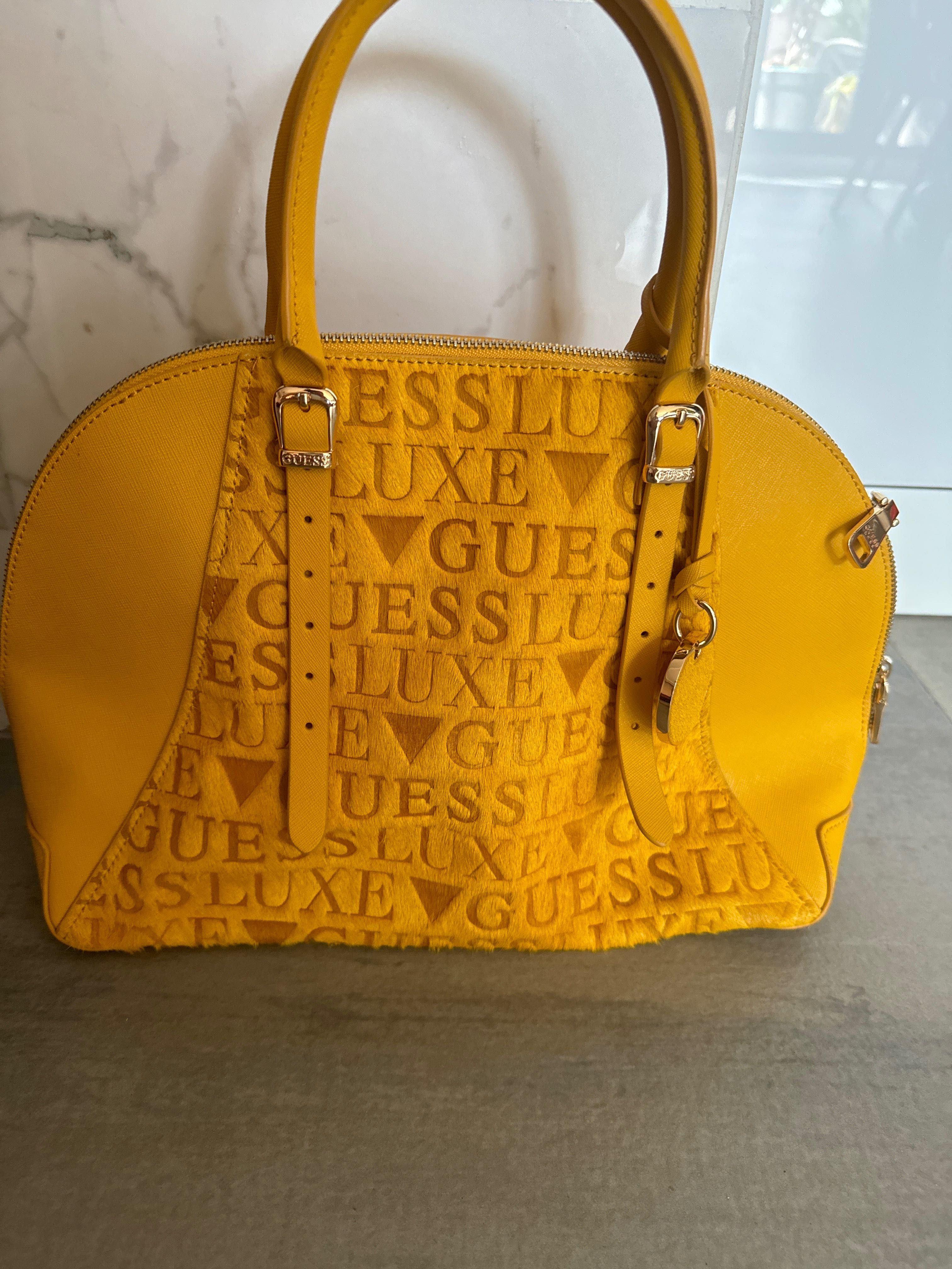 Чанта Guess luxe