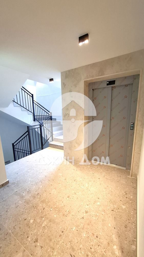 Продава се Тристаен апартамент в Несебър - 107 кв.м за 2851 €/кв.м - Снимка #10