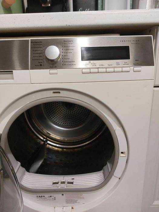 Много добро  състояние Сушилния AEG Protex Plus
