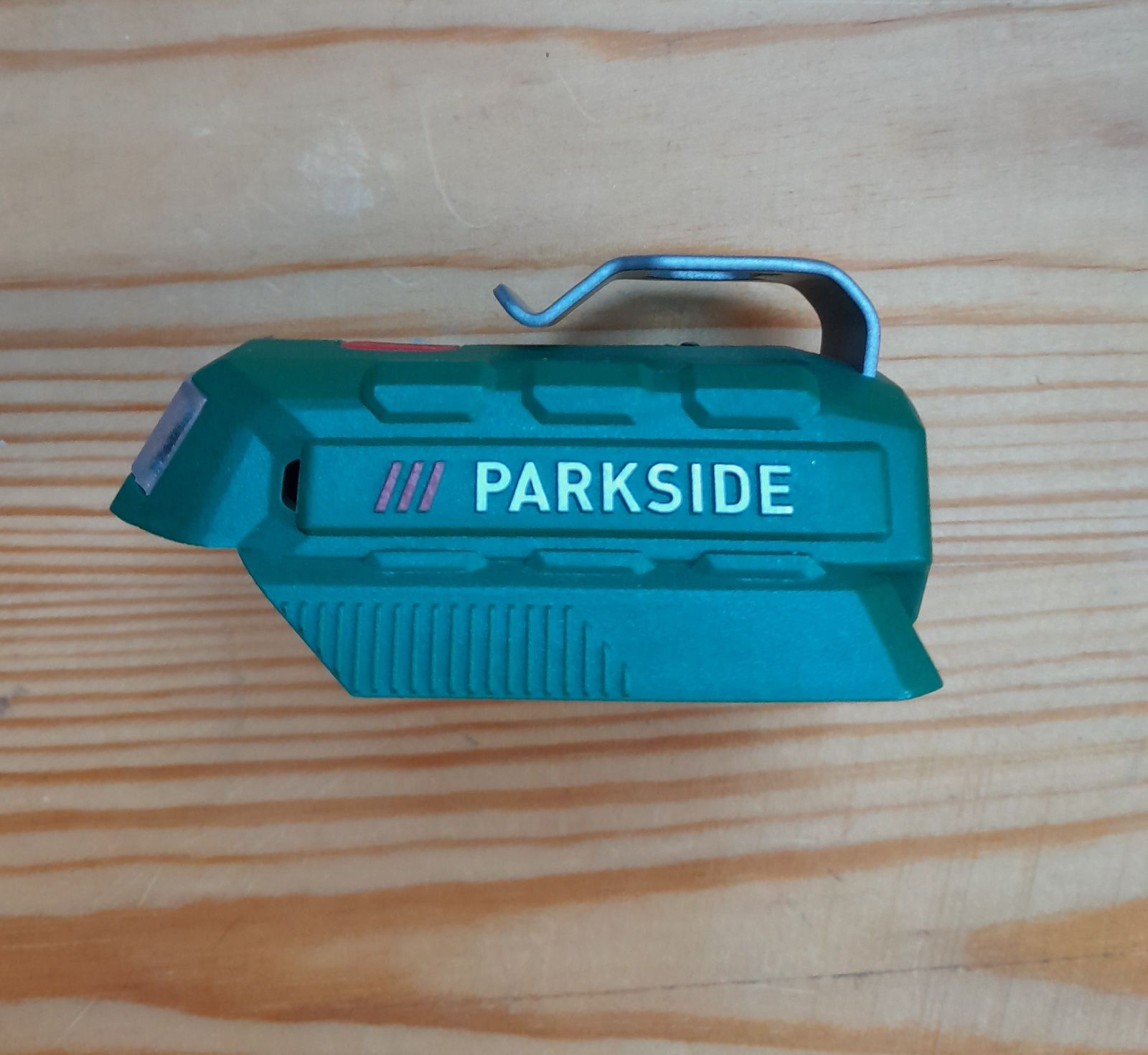 Parkside aдаптер за батерия с USB порт и LED осветление