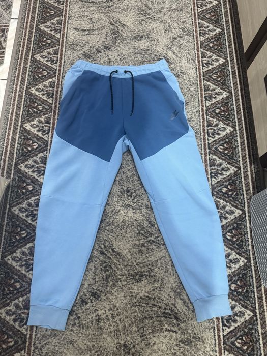 Pantaloni tech flecce