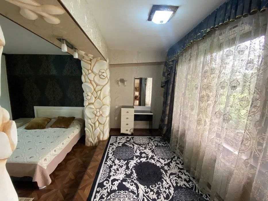 Sotiladi Квартира Центр Яккасарай Космонавты 3//3//7 85м2 ор. ЦУМ