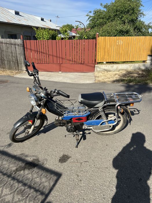 Vand/schimb moped first bike activ