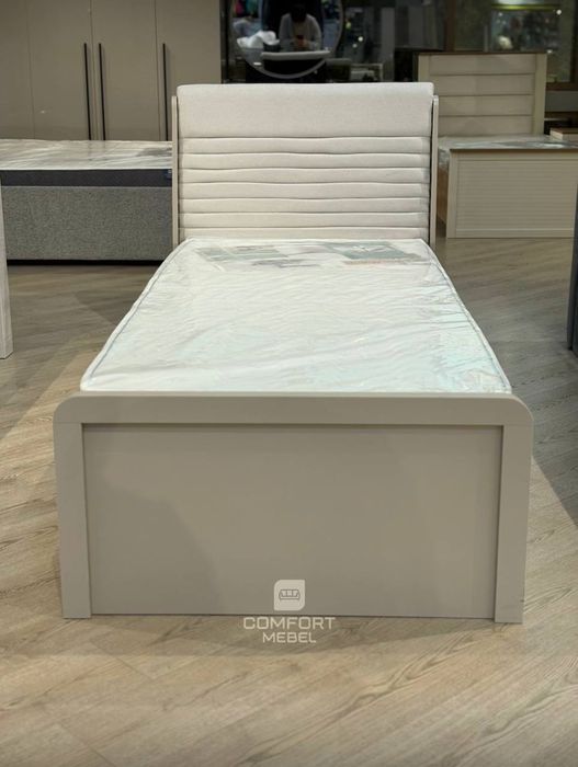 Односпальная кровать Фабричное качества. Можно купить в рассрочку.