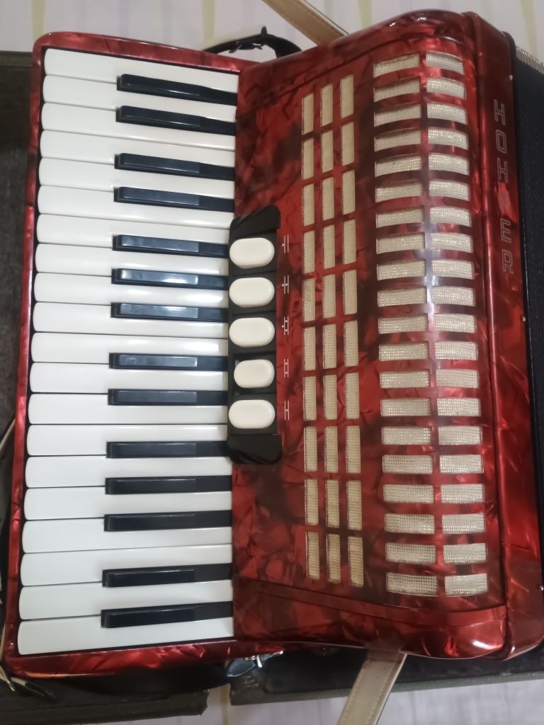 Hohner concerto IIIN-72 bași
