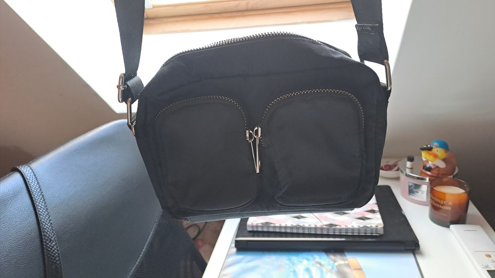 Чанта от магазина Crop