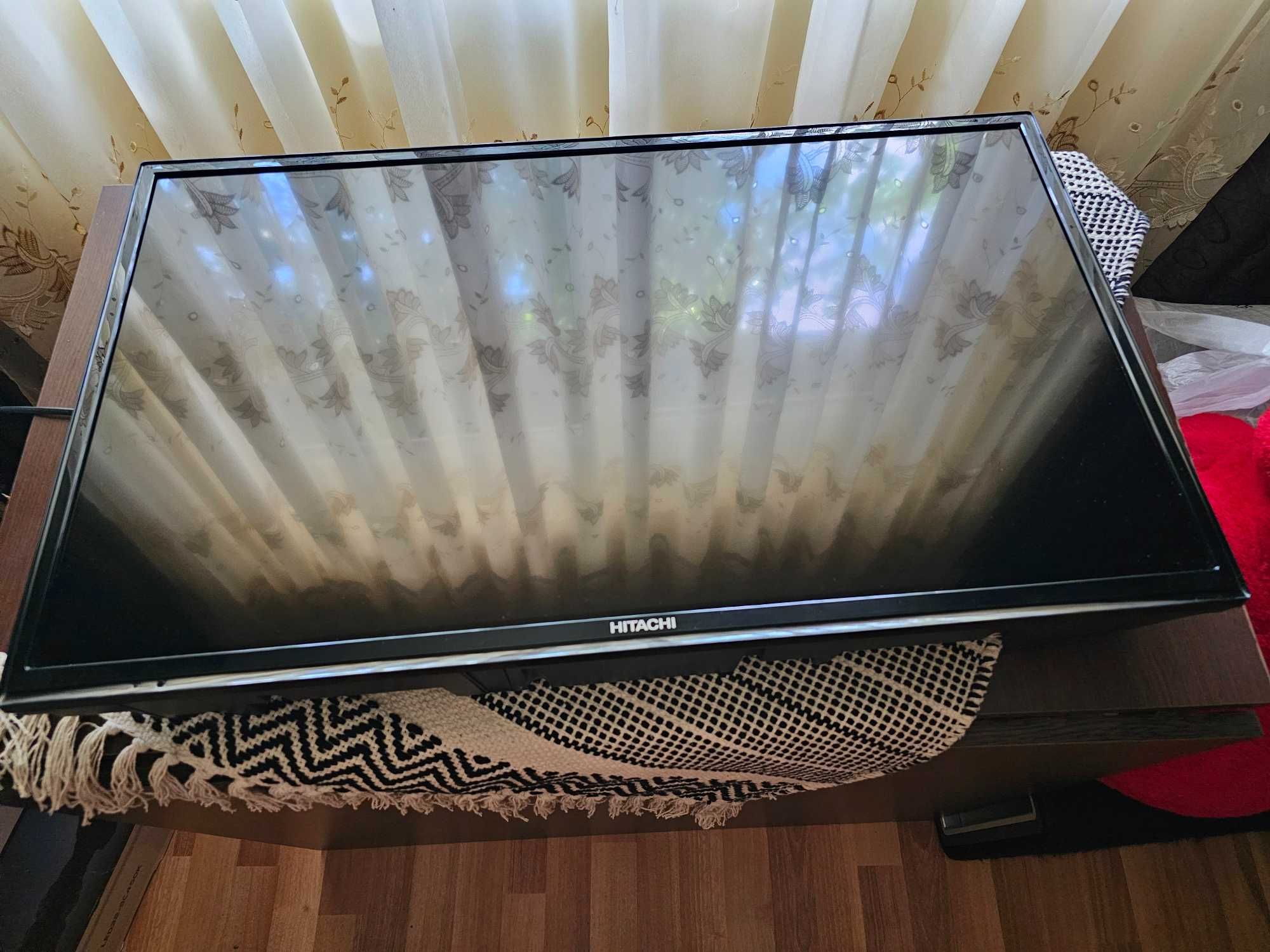 Televizor led Hd Hitachi 80 cm