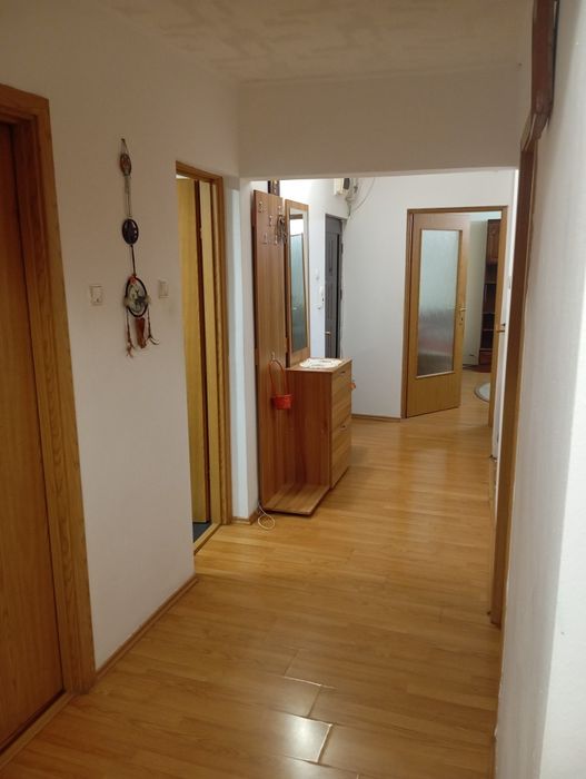 Închiriez apartament în Cluj
