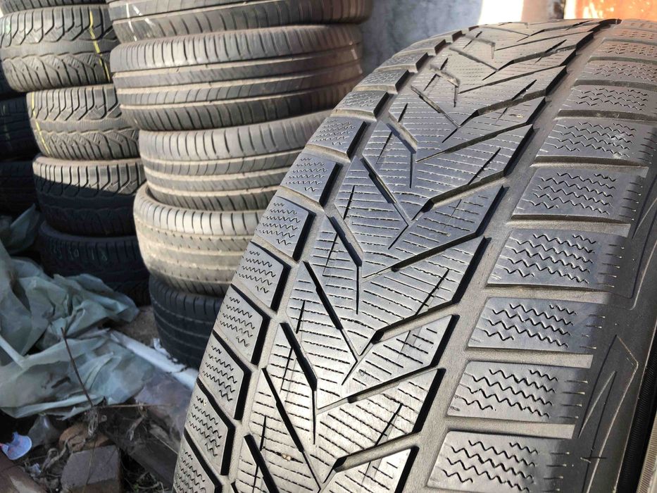 SET 2 Anvelope Iarna 235/55 R19 VREDESTEIN WINTRAC XTREME S 105V