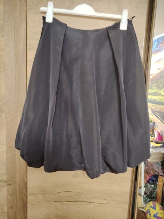 Fusta eleganta neagra