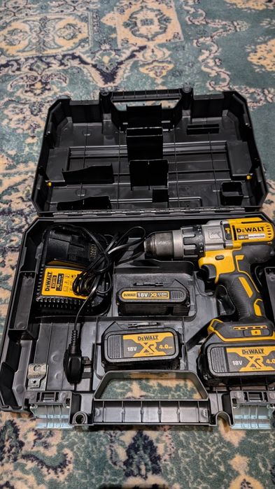 DeWALT Masina Profesionala insurubat cu percutie DCD996, 18V, XRP