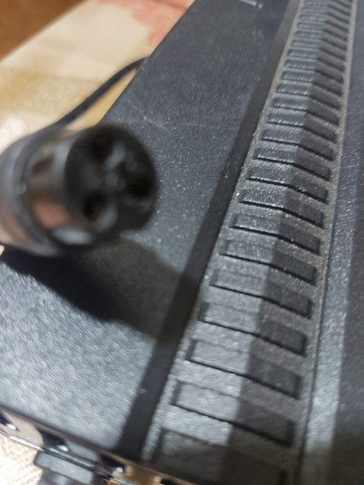 Încărcător litiu 67.5v 5A
