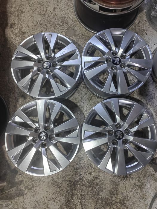 Оригинални ДЖАНТИ за Пежо (PEUGEOT) 17"