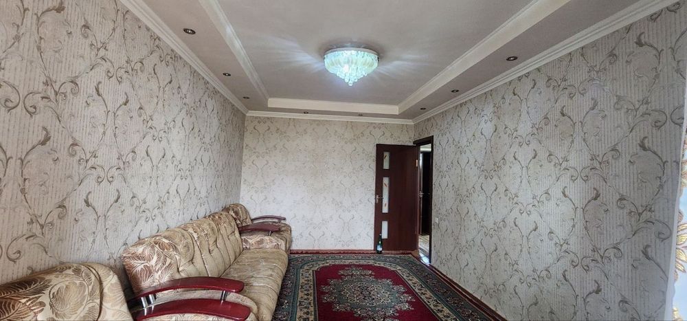 Юнусобод 18кв 3комнатная только семейный место отличная