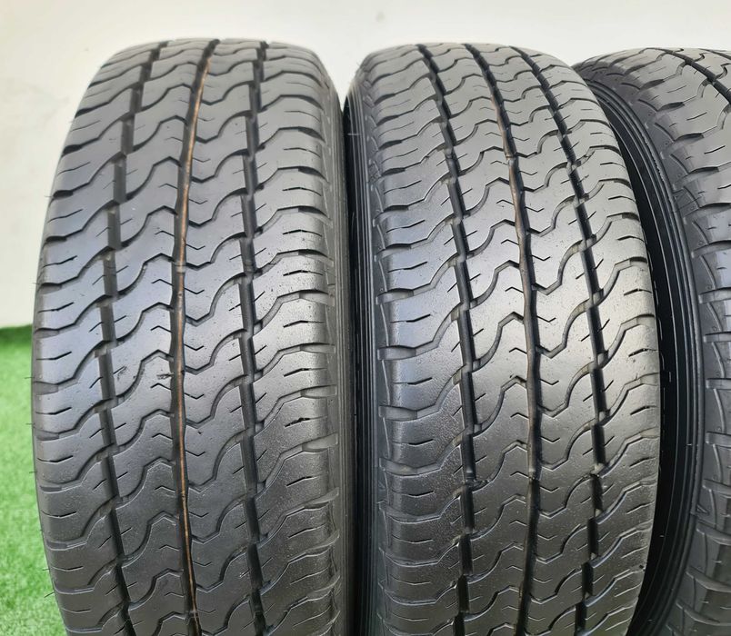 4бр. 215/65/16C DUNLOP Econodrive