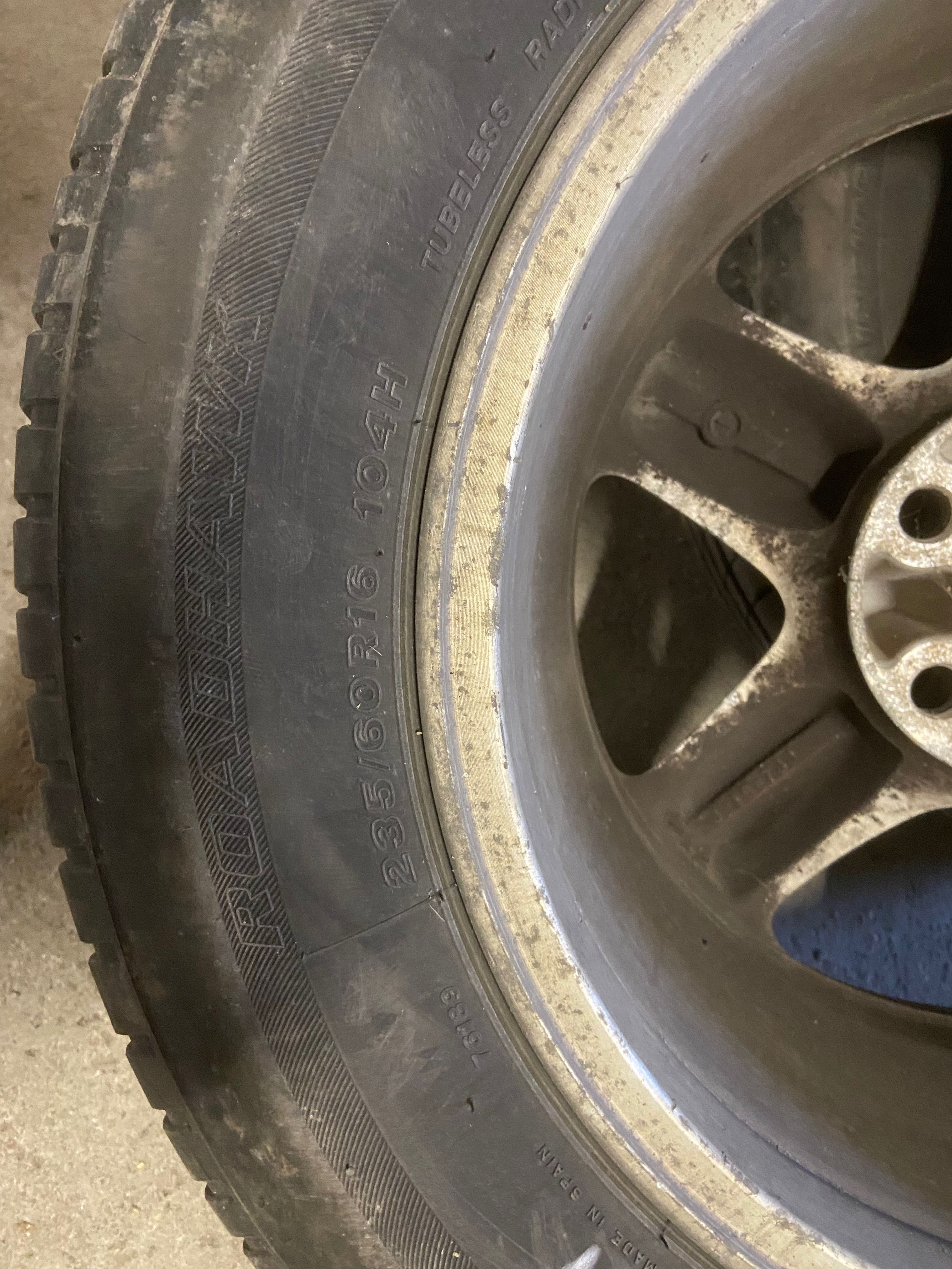 Оригинални джанти с гуми за Тойота Рав4 235/60/16 Firestone Roadhawk