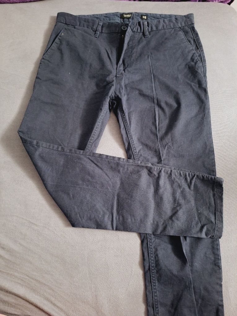 Pantaloni barbati Pull&Bear