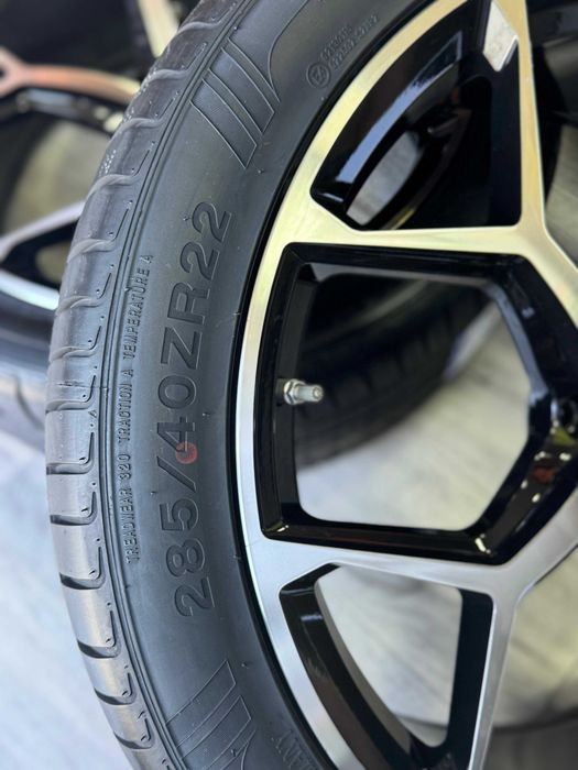 Set Roti Complet Audi Q8 22 R 22 anvelope 285 40 22