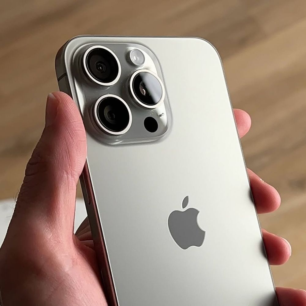 iPhone 15 Pro Max Natural Titanum 93% 256GB