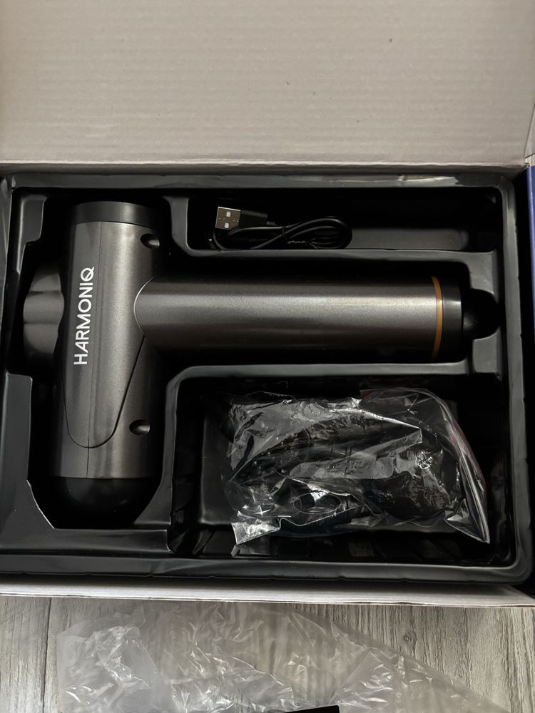 Aparat pentru masaj profesional tip pistol