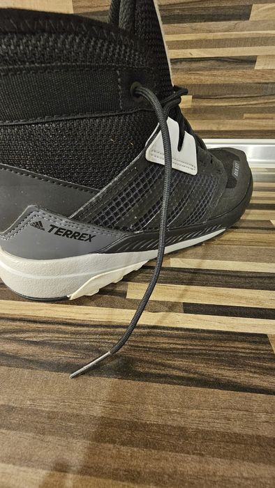 Боти за момче на ADIDAS TERREX