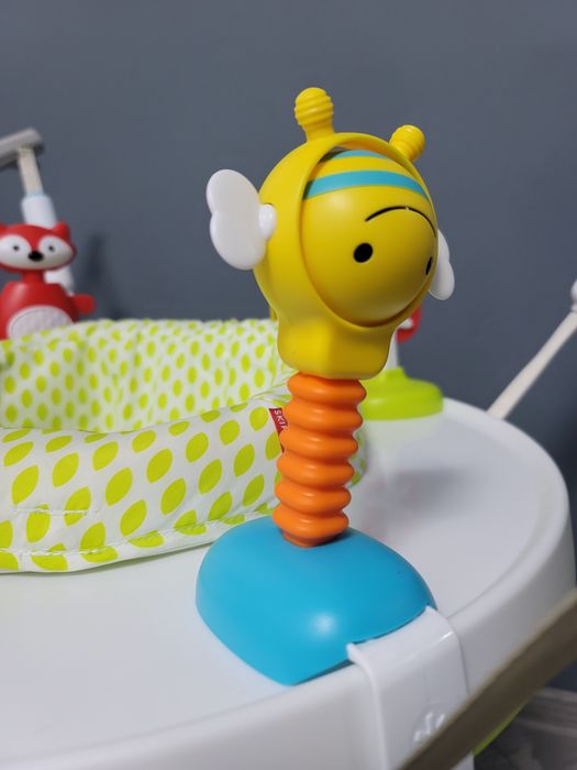 Jumper interactiv Skip Hop, varsta recomandata 4 luni+