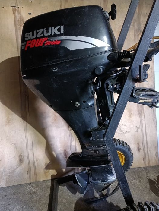 Лодочный мотор Suzuki DF9.9