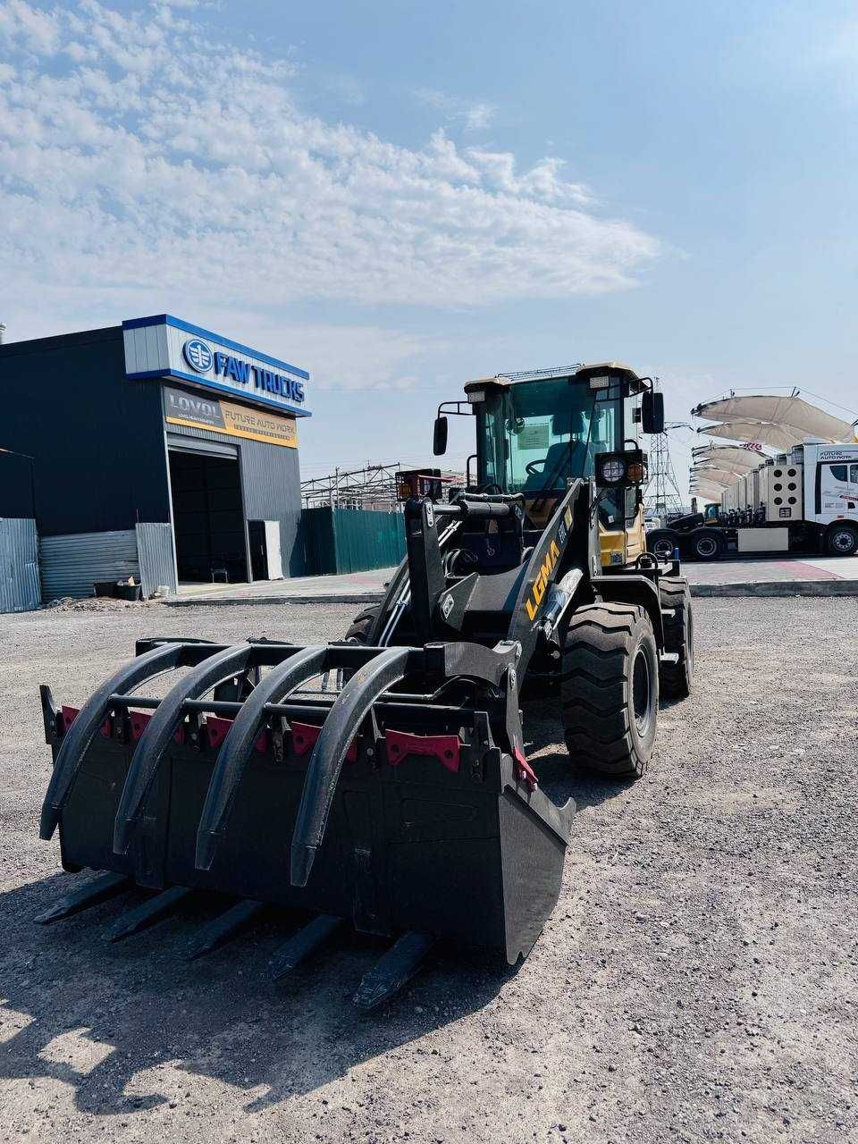 Фронтальный погрузчик Lugong LM938 1.2 куб