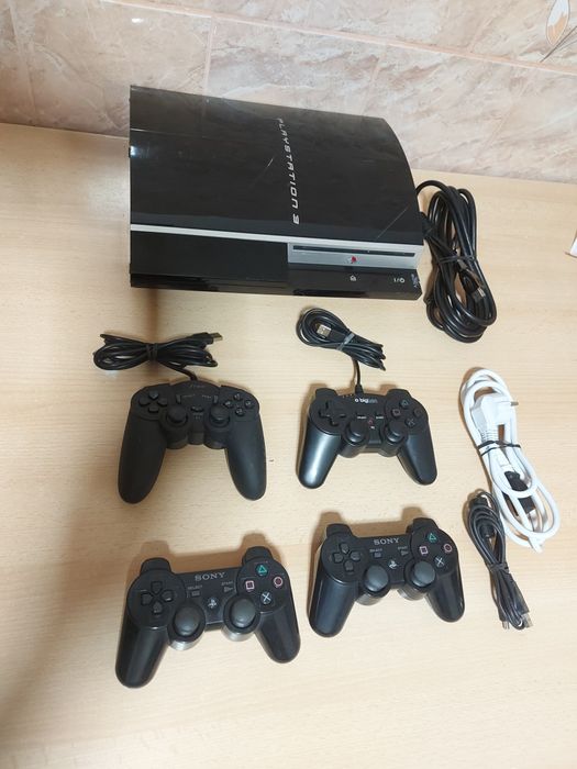 Vând joc ps3 complet