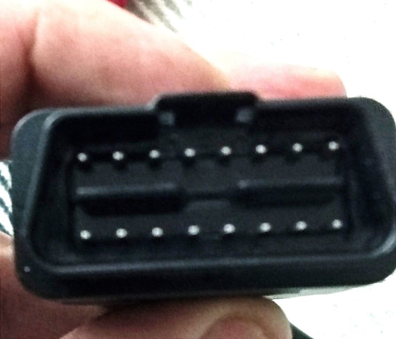 Автосканер OBD2 V100