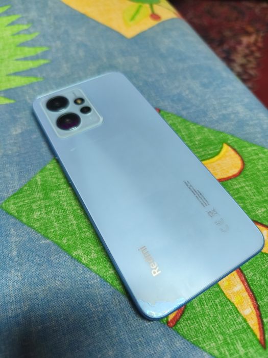 Redmi note 12 128/4+2 GB RAM