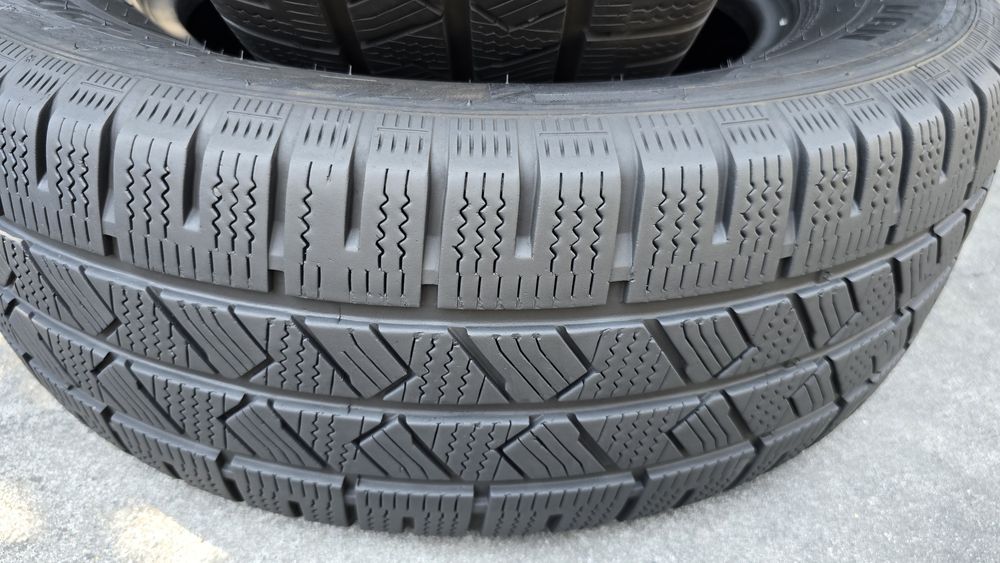 2 anvelope iarnă Laufen 235/65/16 C - dot 2023