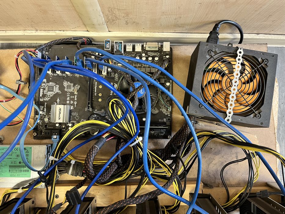 Rig de minat sau server Ai rx 570 8gb