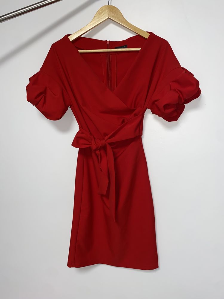 Rochie roșie, mărimea 36