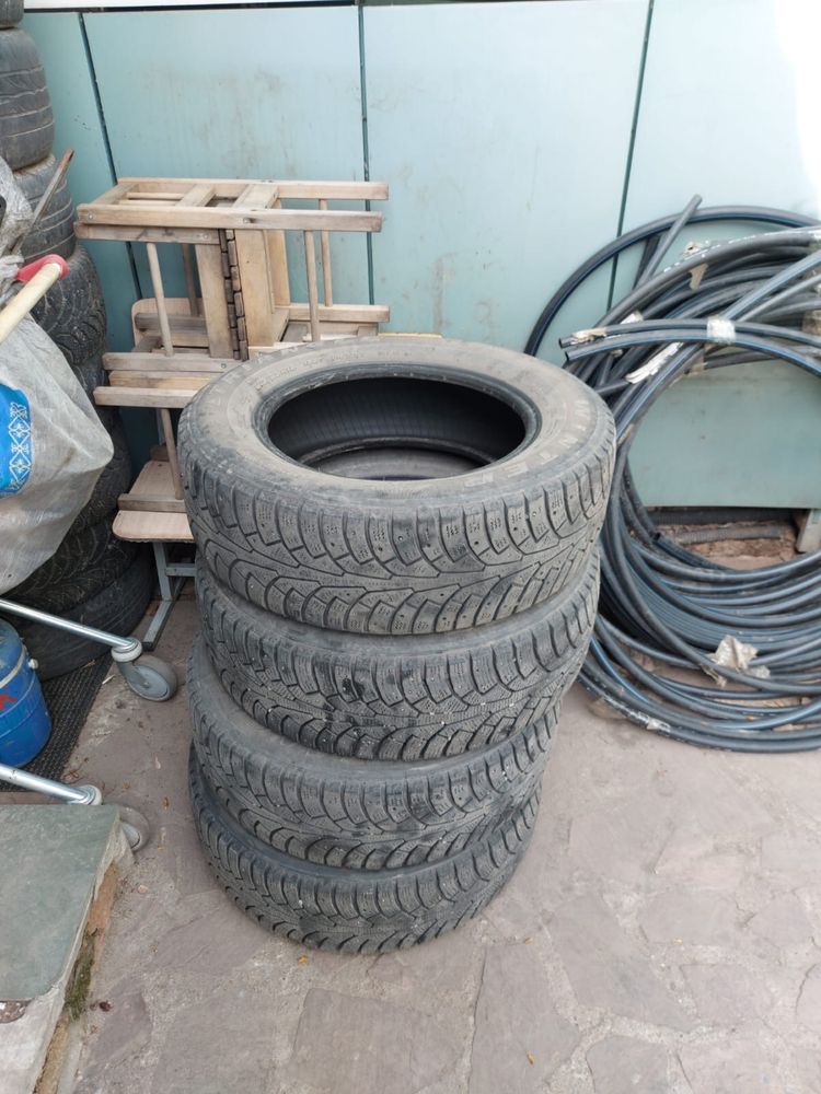 Шины Triangle 215/65 R16 б/у