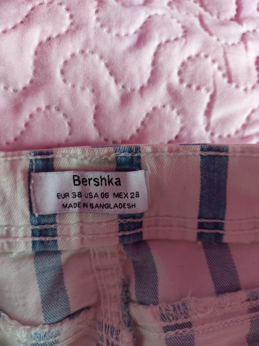 Дамски панталон Bershka