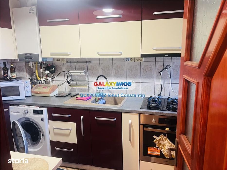Vanzare apartament 3 camere zona ULTRACENTRALA