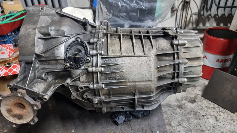 Мултитроник А4Б8 2.0  tdi