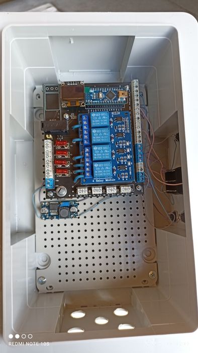 Solar tracker/ Sistem de urmarire a soarelui/ Napkövető - (HomeMade)