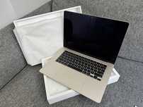 MacBook Air M2 15 inch new