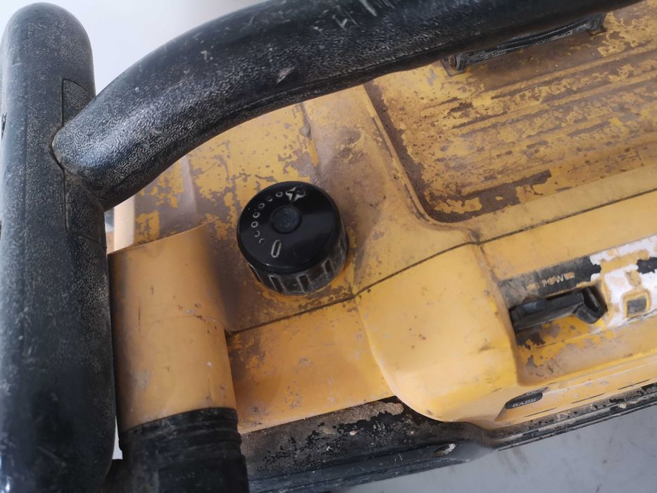 Радио - Dewalt DC013