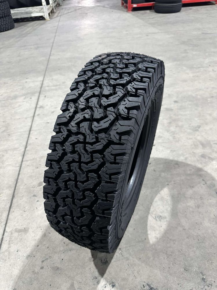 LICHIDARE STOC! Set 4 anvelope 235 75 15 all terrain 4x4 garantie 3ani