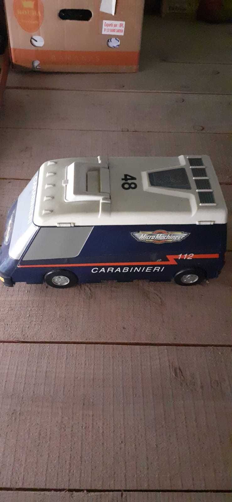 jucărie camion Carabinieri Lewis Galoob 1991